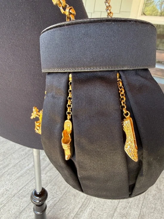 Authentic* Salvatore Ferragamo | Shoe Charm Bucket Bag - Picture 4 of 15